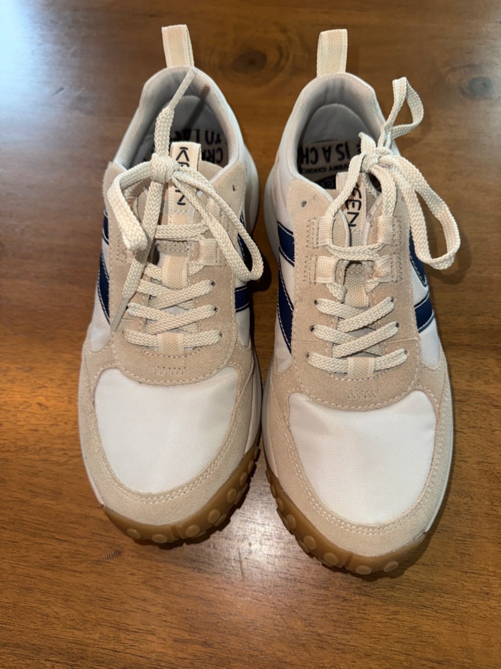 KEEN Casual Womens Sneakers in White & Beige with Navy Accent